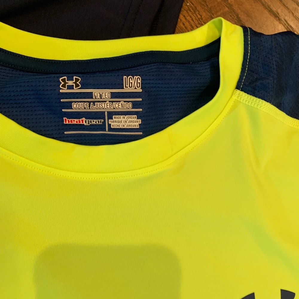 Boys/men’s Under Armour Athletic Shirts L - Picture 3 of 8